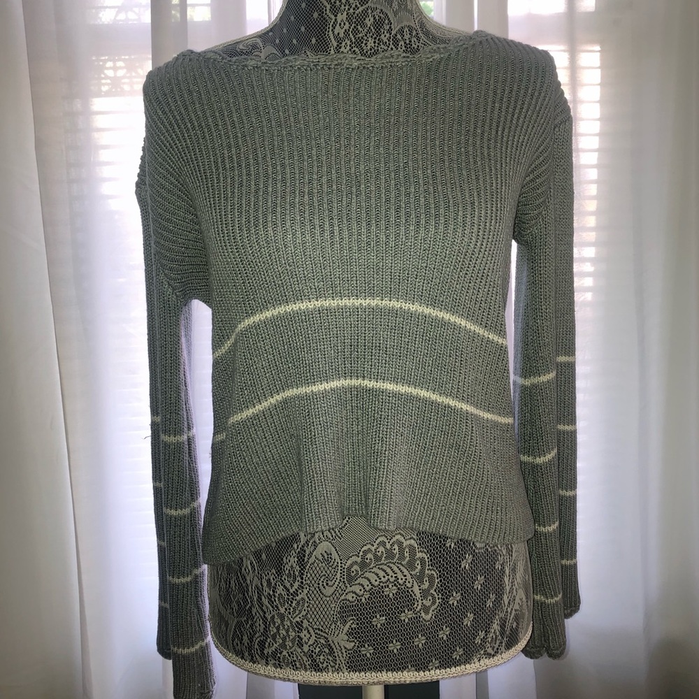Scoop Neck Crop Sweater